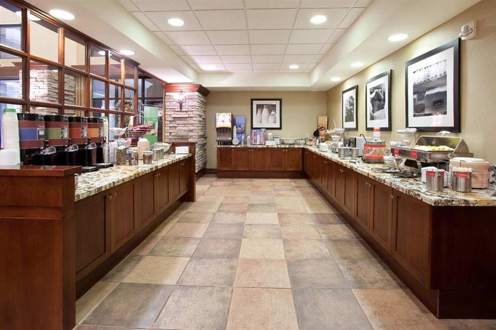 Hampton Inn & Suites Colorado Springs/I-25 South Restaurant photo
